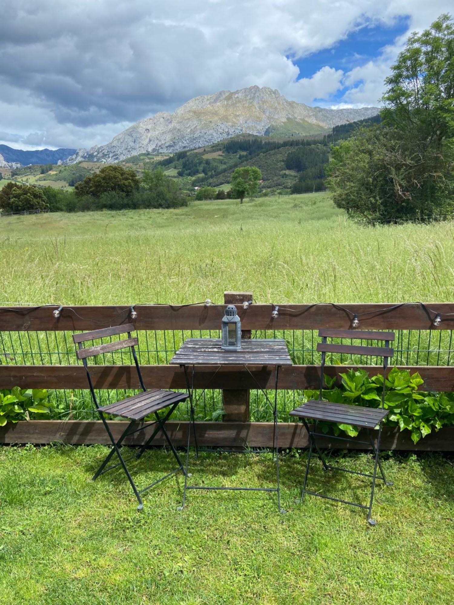 Precioso Chalet Junto A Potes Con Piscina-4 Hab,3 Banos 오헤도 외부 사진
